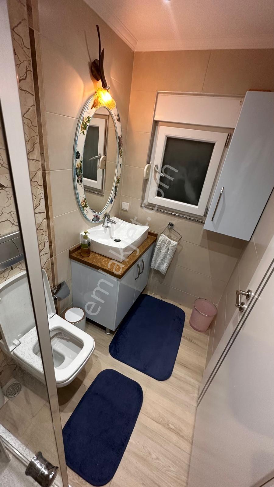 Güzelyalıda Eşyalı Deniz Manzaralı Müstakil Villa - Görsel 26