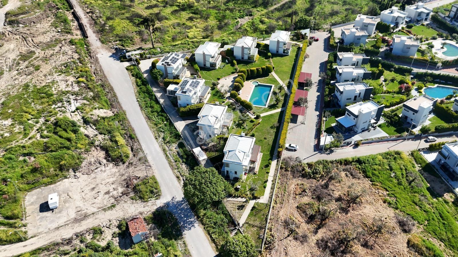Güzelyalıda Eşyalı Deniz Manzaralı Müstakil Villa - Görsel 6