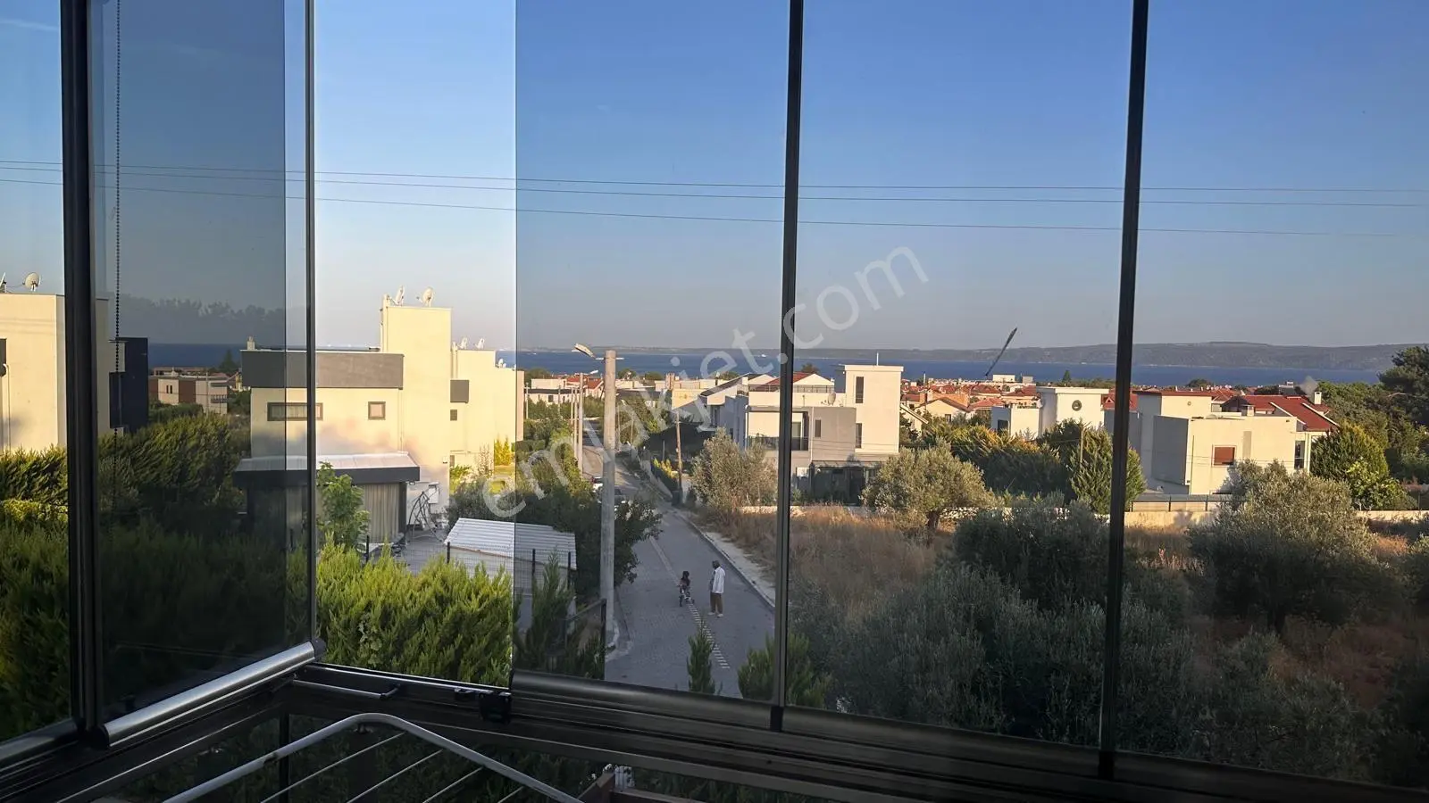 Güzelyalıda Eşyalı Deniz Manzaralı Müstakil Villa - Görsel 11