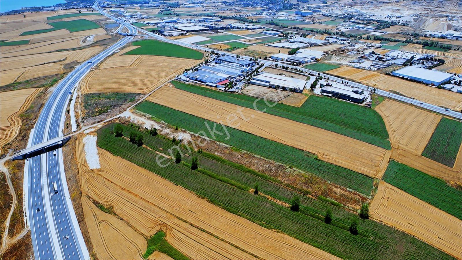 Çatalca Ferhatpaşa Ticaret Depolama İmarlı 4.563m2 Satılık Arsa - Görsel 8