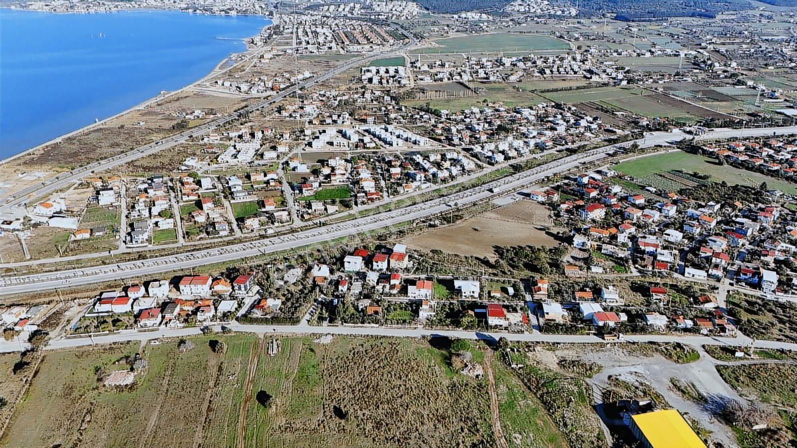 Urla İçmelerde Satılık 403 M2 Tarla