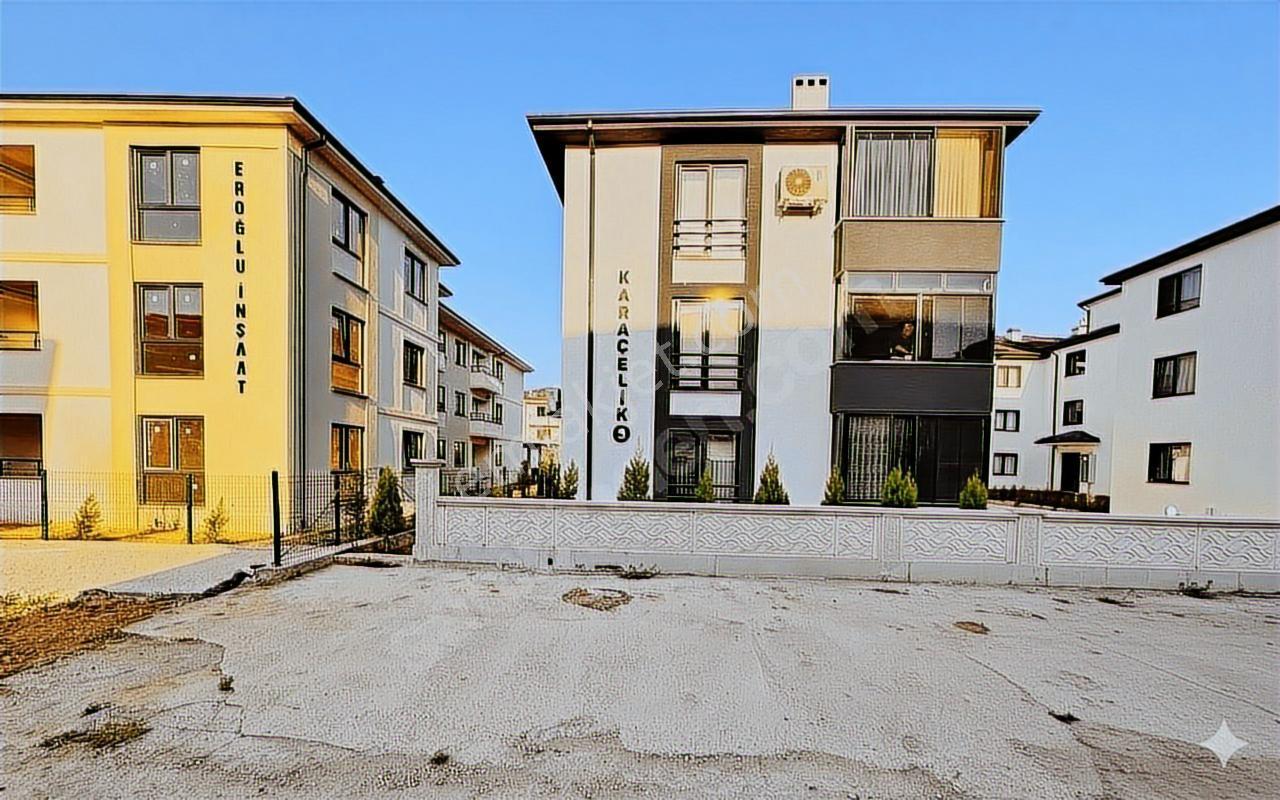 Remax Design İlkay Akyazı Süleymanpaşa Mah. Satılık 1+1 Daire