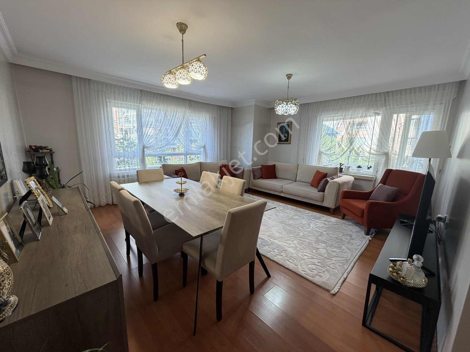 Muhteşeme Lokasyon , 150m2 , Ara Kat , Asansörlü Fırsat Dairesi - Görsel 8