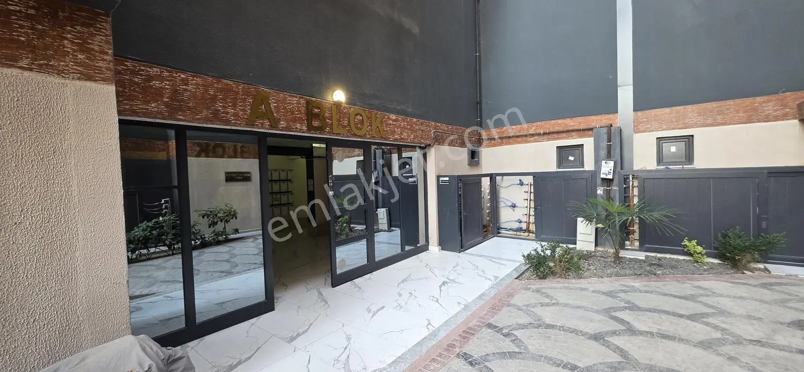 Seyrek'te Site İçi 1+1 Eşyalı Kiralık - Görsel 4