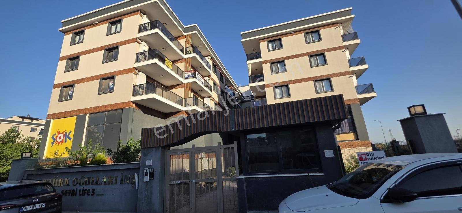 Seyrek'te Site İçi 1+1 Eşyalı Kiralık
