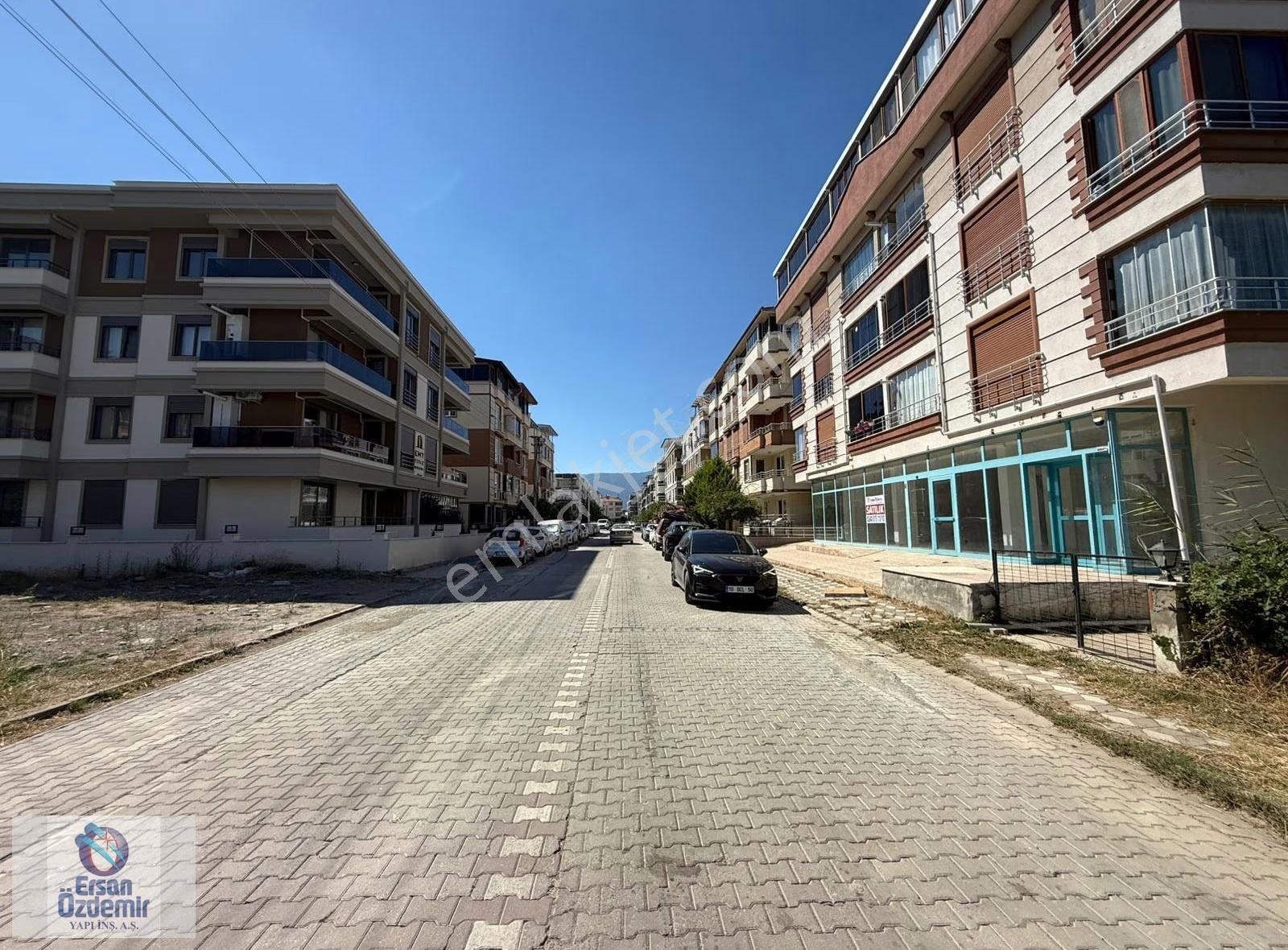 Ersan Özdemir İnşaattan Merkezi İşlek Konumda 230 Mt2 Dükkan - Görsel 32