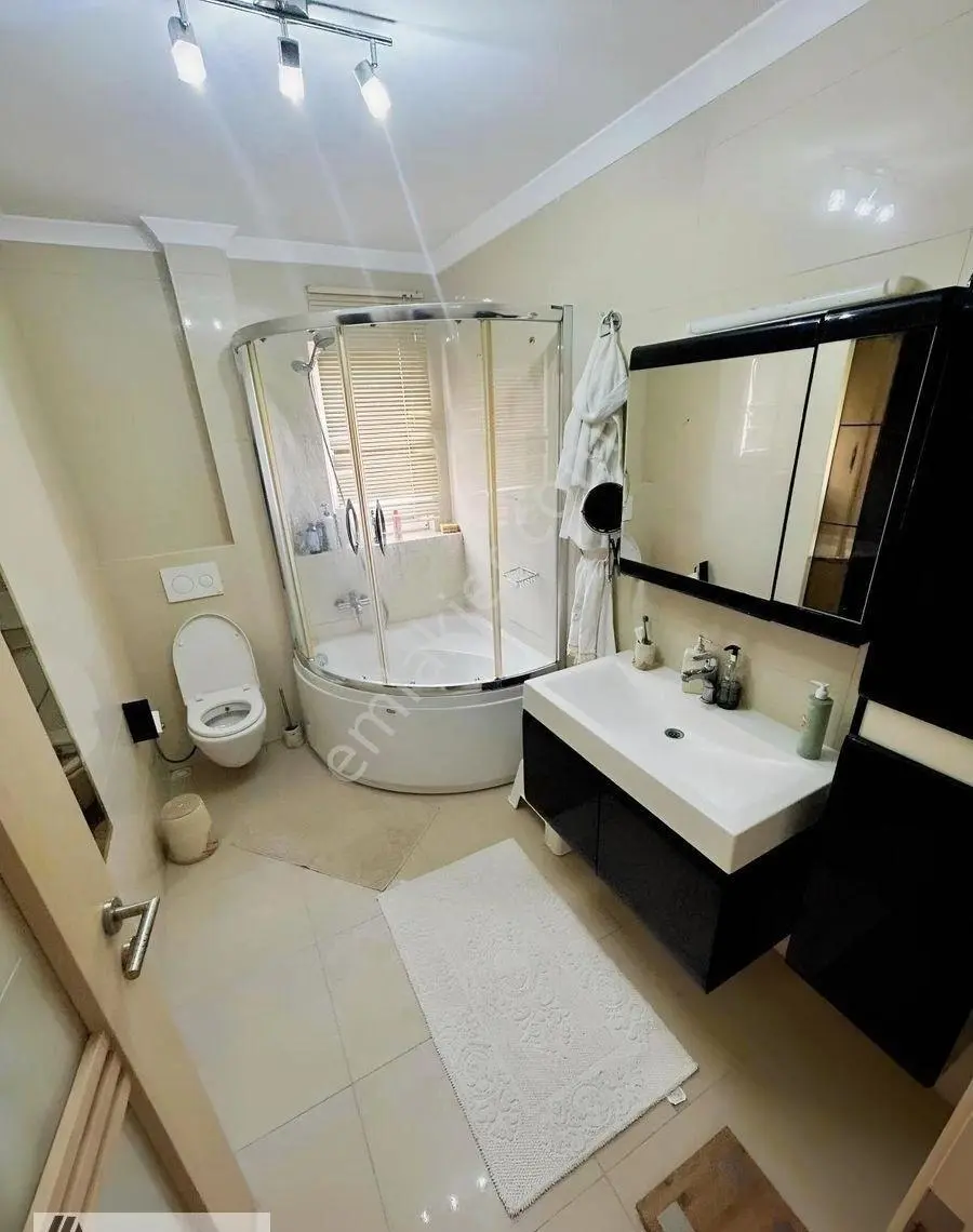 Muhteşem Konumda Paşakent Mah. 3+1 Otoparklı Ara Kat Kiralık - Görsel 25