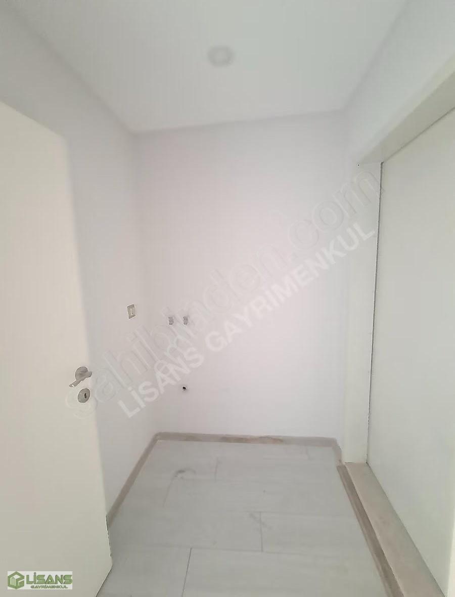Kriminal_civarı_sitede_3+1_kapalı_mutfak_hatasız_gbk_geniş_yeni_ - Görsel 31