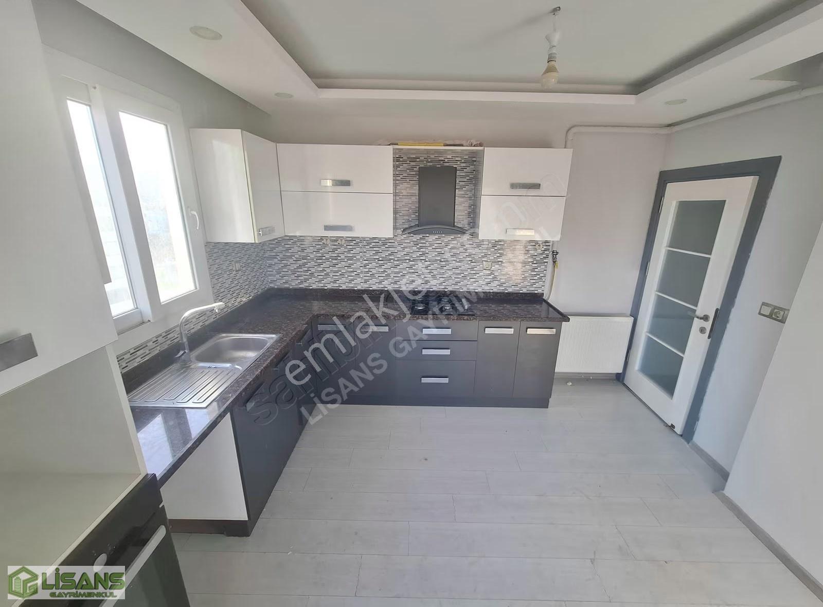 Kriminal_civarı_sitede_3+1_kapalı_mutfak_hatasız_gbk_geniş_yeni_ - Görsel 9