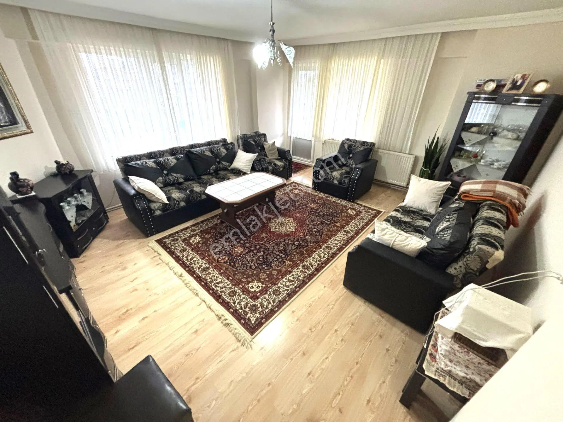 𝄞melodi'den Akçay'da Fırsat 3+1 Ön Cephe Ara Kat Ayrı Mutfaklı Eşyalı Satılık Daire - Görsel 12