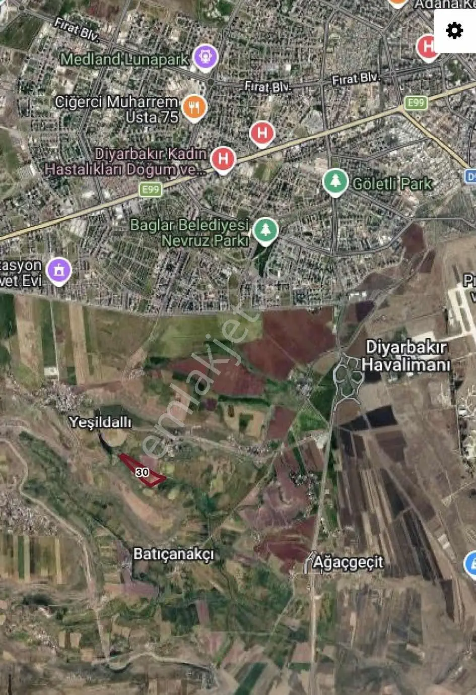 BAĞLAR BATIÇANAKÇI 30 PARSEL DE SATILIK 317 M2