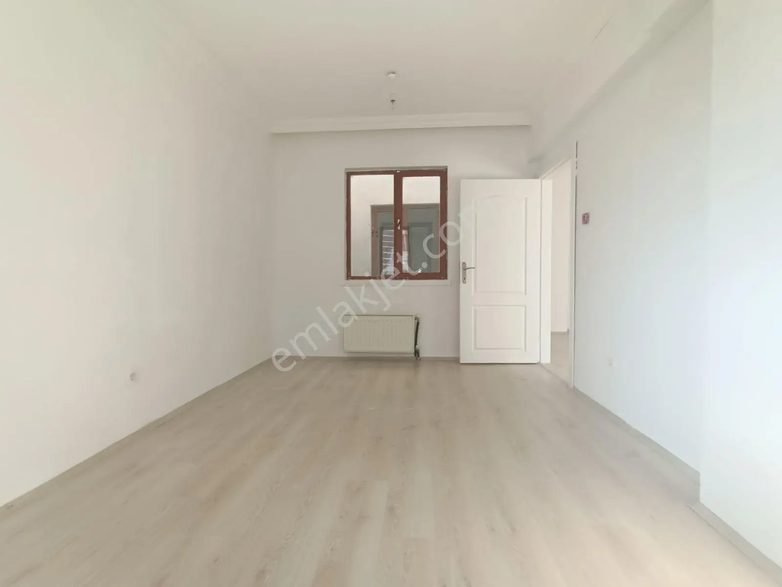Emaks'tan/lizbon Cad.yakını/katta/önü Açık/keyifli/2+1 - Görsel 2