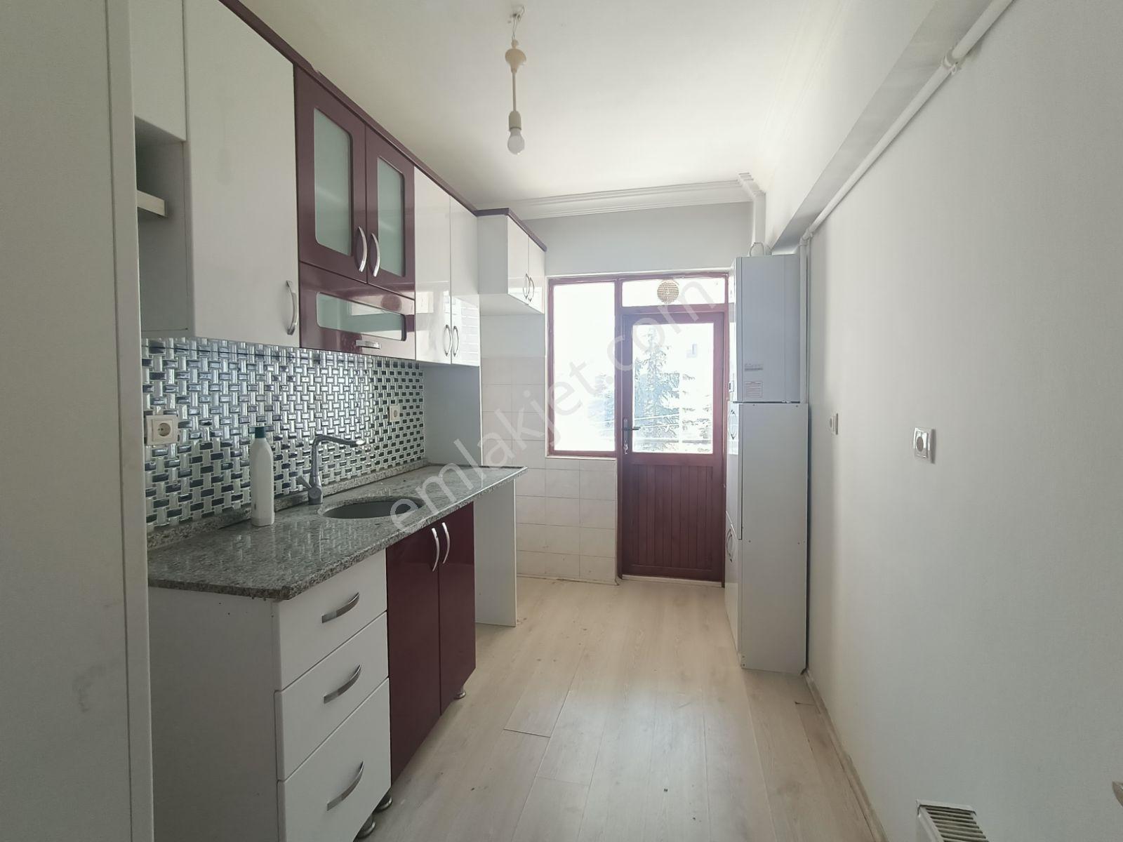 Emaks'tan/lizbon Cad.yakını/katta/önü Açık/keyifli/2+1 - Görsel 25