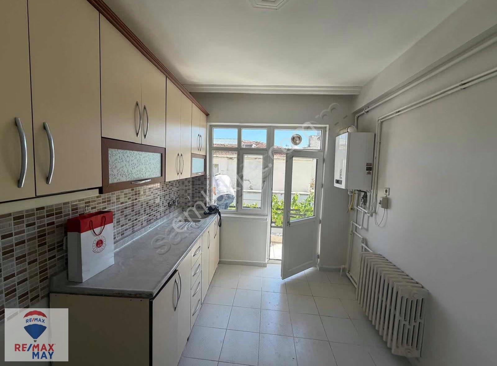 Ayrancı Cinnah Caddesine Yakın Boş Kiralık 3+1 Daire - Görsel 16