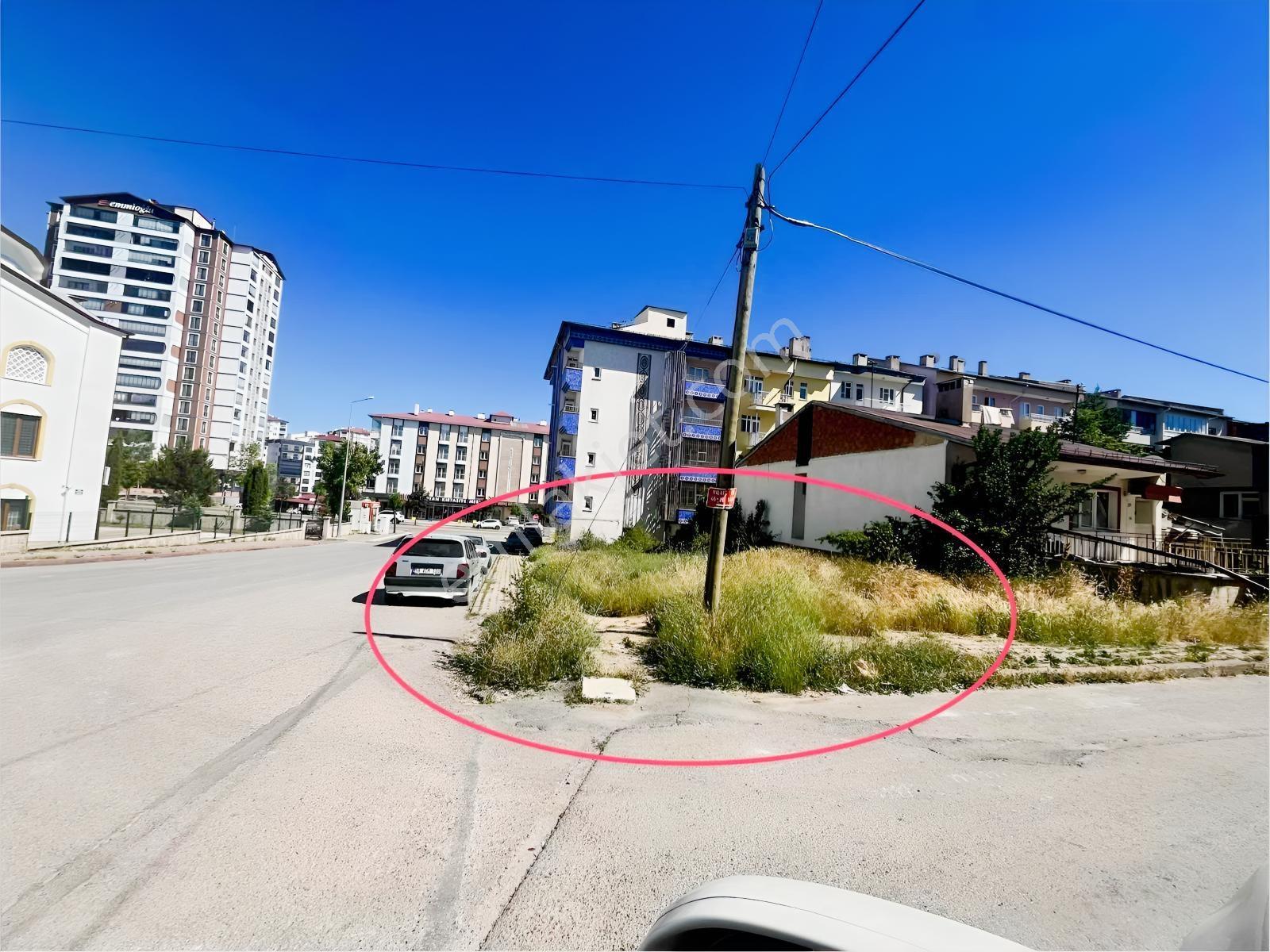 Atacan,dan Kılavuz Da Köşe Parsel - Görsel 3