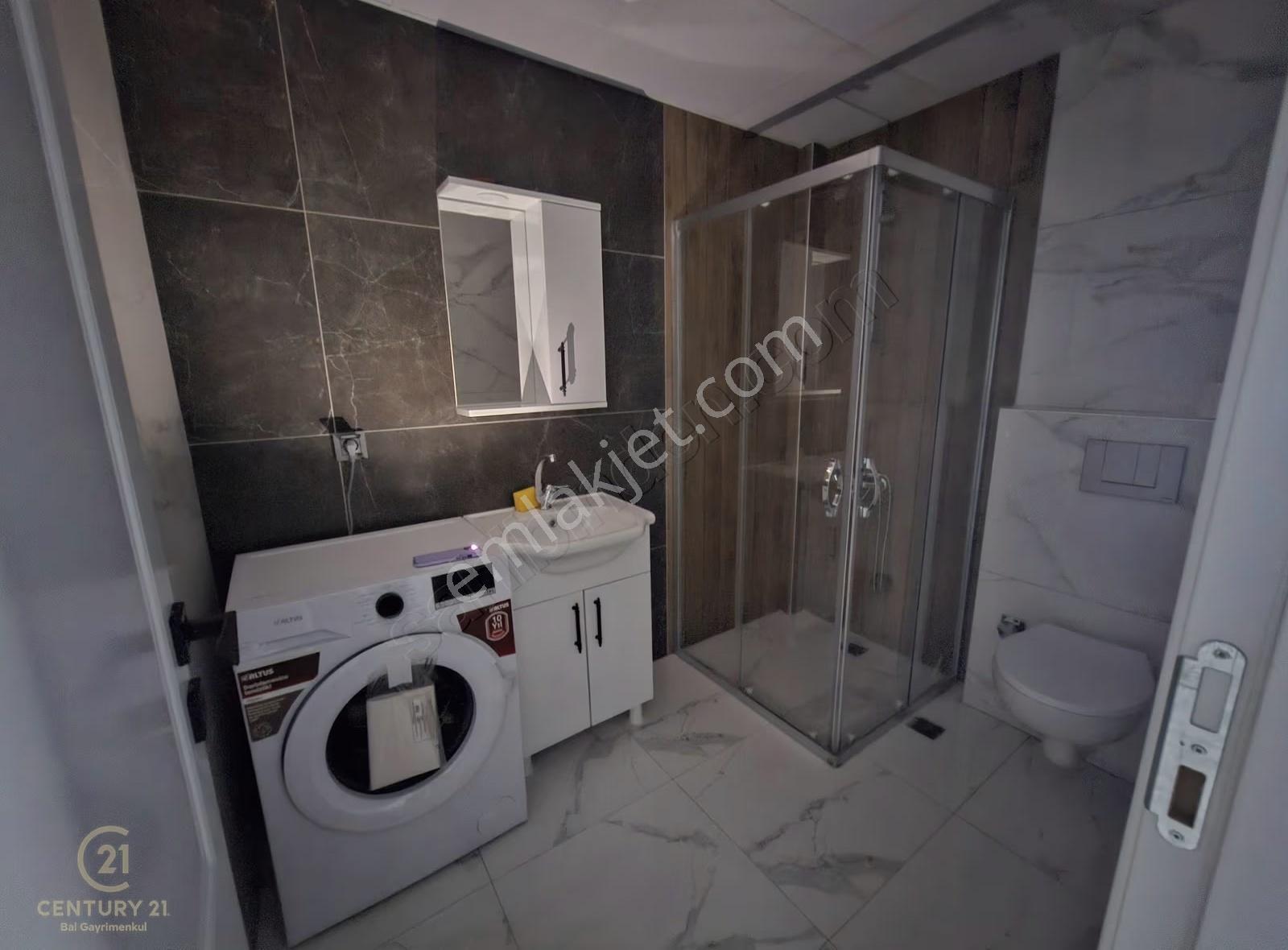 C21 Bal'dan Teknik Lise Caddesinde Full Eşyalı 1+1 Kiralık Daire - Görsel 2