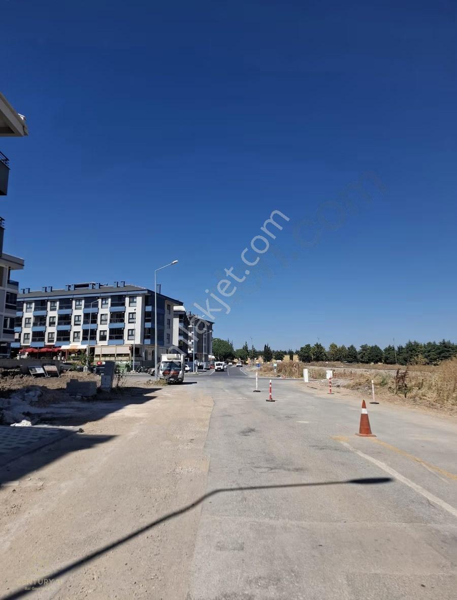 C21 Bal'dan Teknik Lise Caddesinde Full Eşyalı 1+1 Kiralık Daire - Görsel 4