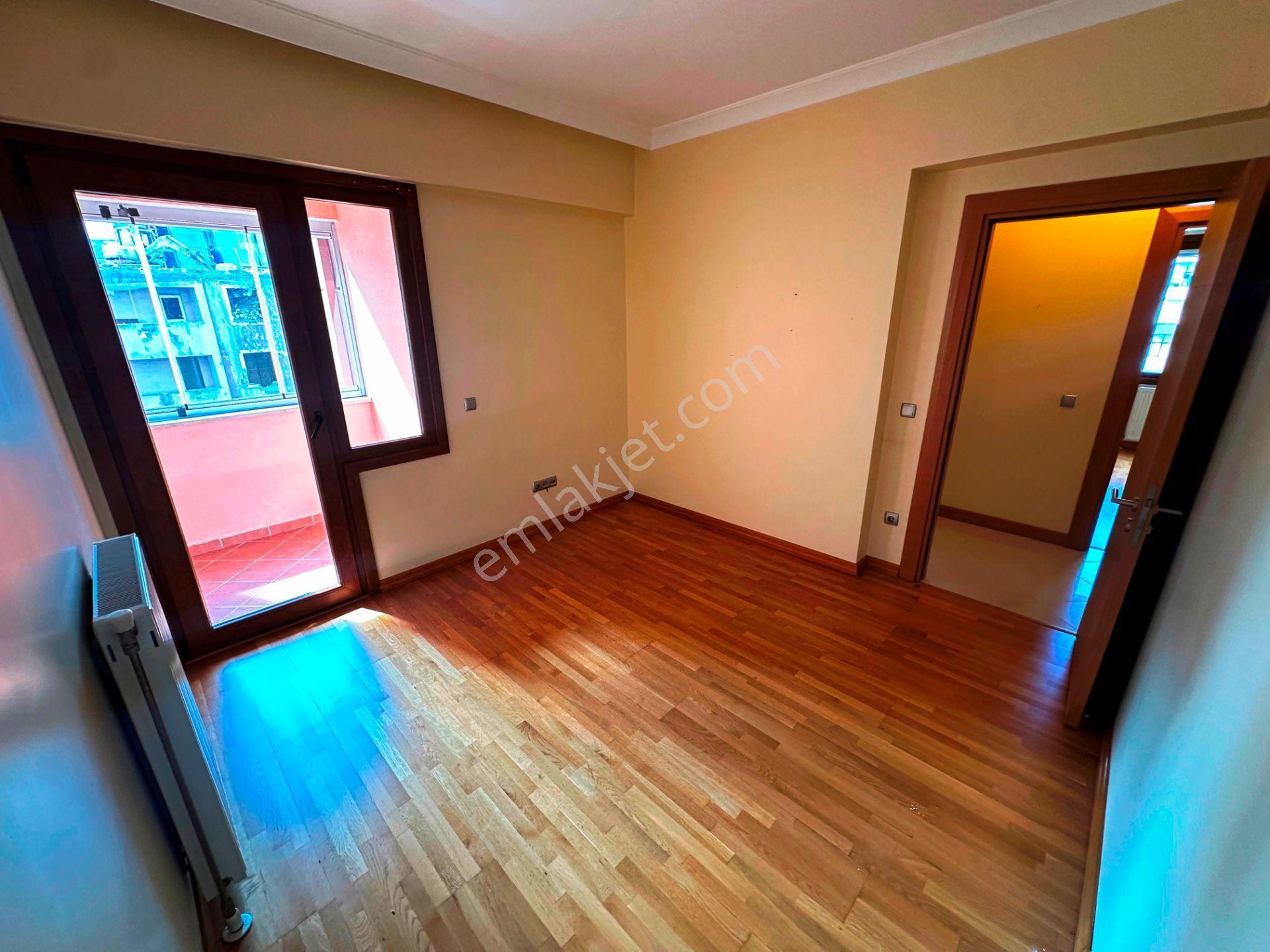 Bostancı City'de 150m2 Güney Cephe 2 Banyolu 4.kat Satılık 3+1 - Görsel 14
