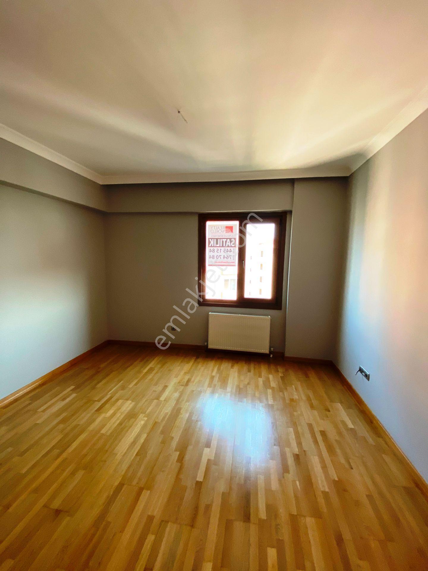 Bostancı City Evleri 4.kat Kiracısız Balkonlu 150m2 Satılık 3+1 - Görsel 12