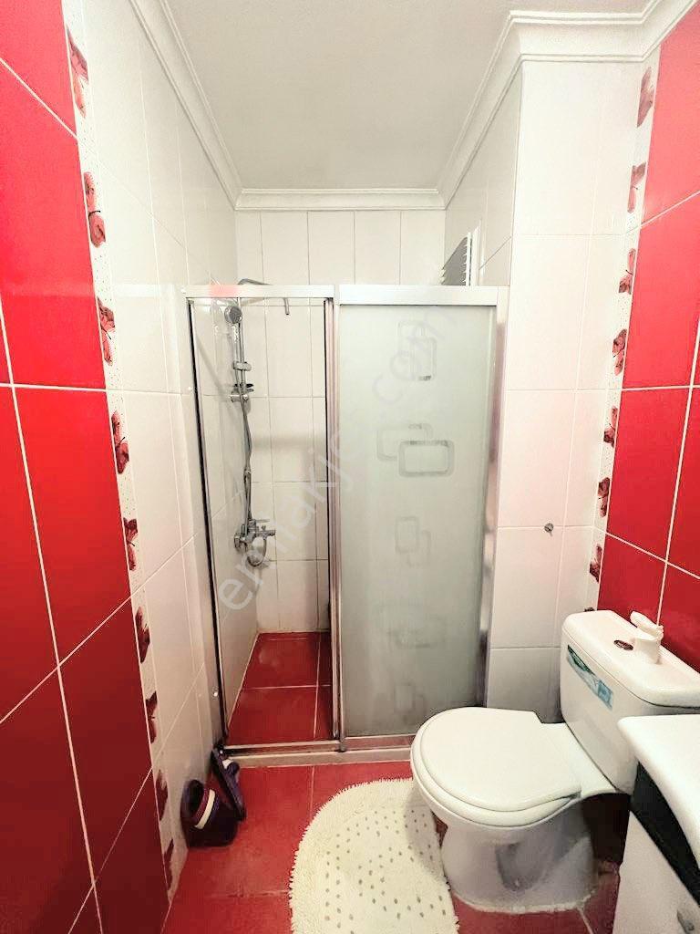 13 Yaşında Beyaz Eşyalı Yeni Daire Satılıktır. Lütfen Önce Açıklamayı Okuyunuz. - Görsel 8