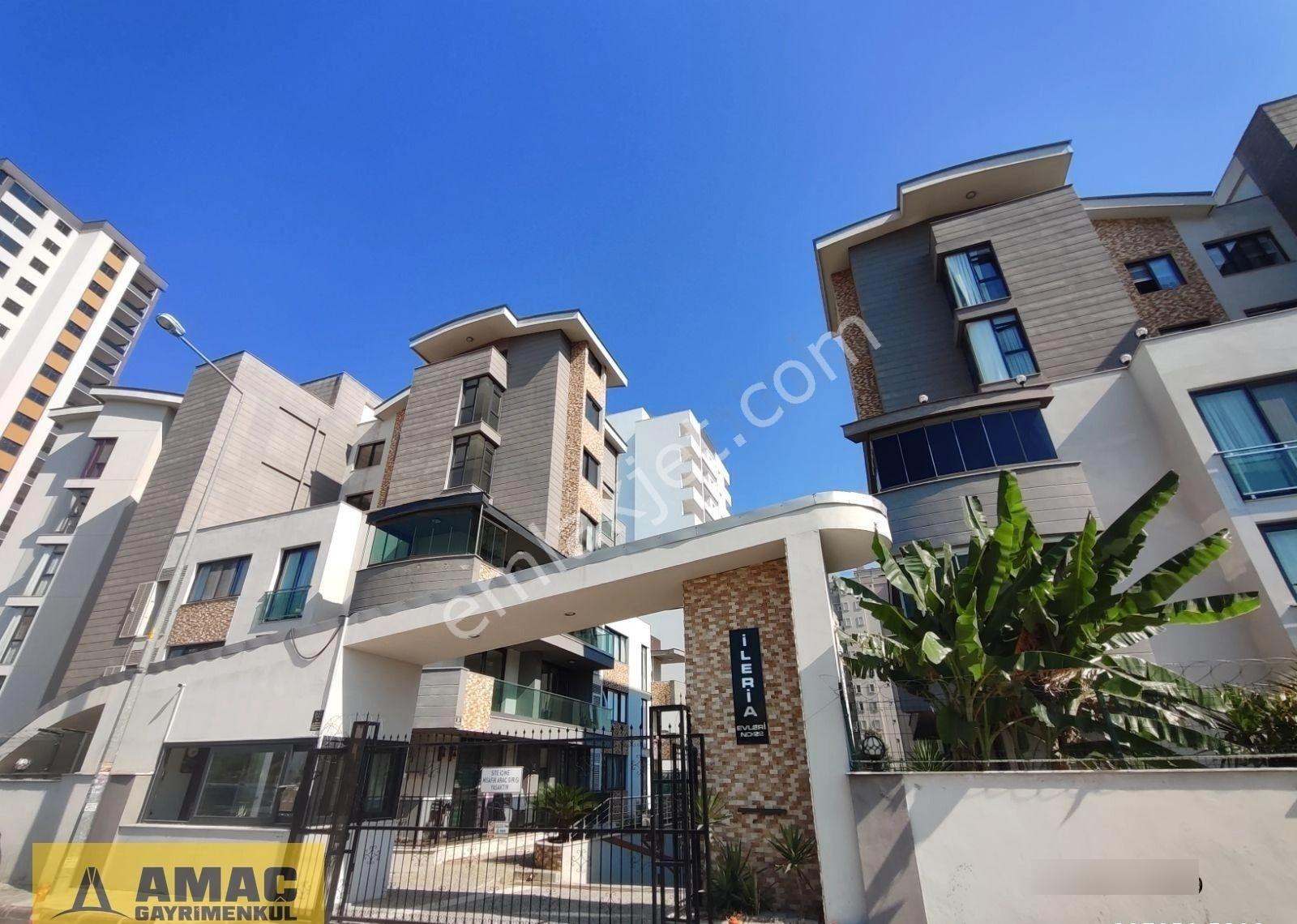 Türkmenbaşı Blvr Az Katlı Lüks Site 3+1 Satılık Daire