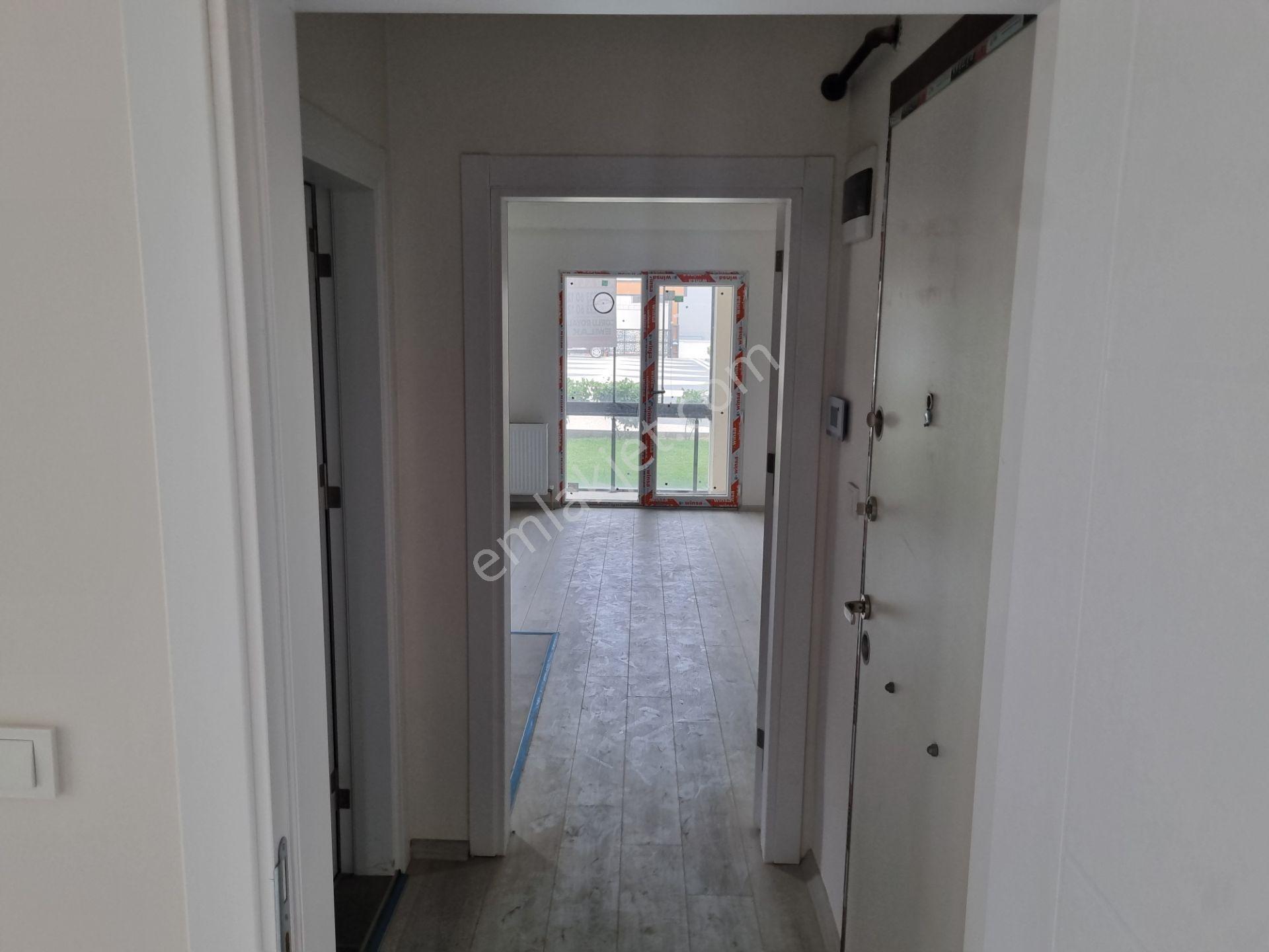 Çorlu Zafer Mahaallesi'nde | Everest Life 1 Sitesinde Kiralık Sıfır 1+1 Bahçe Katı Daire - Görsel 8
