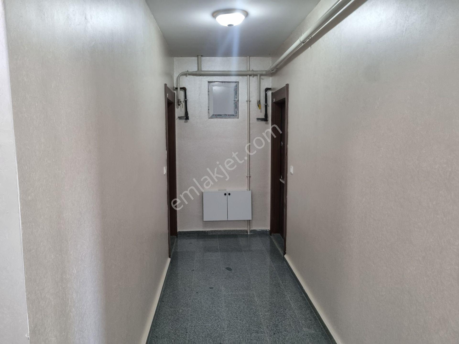 Çorlu Zafer Mahaallesi'nde | Everest Life 1 Sitesinde Kiralık Sıfır 1+1 Bahçe Katı Daire - Görsel 5