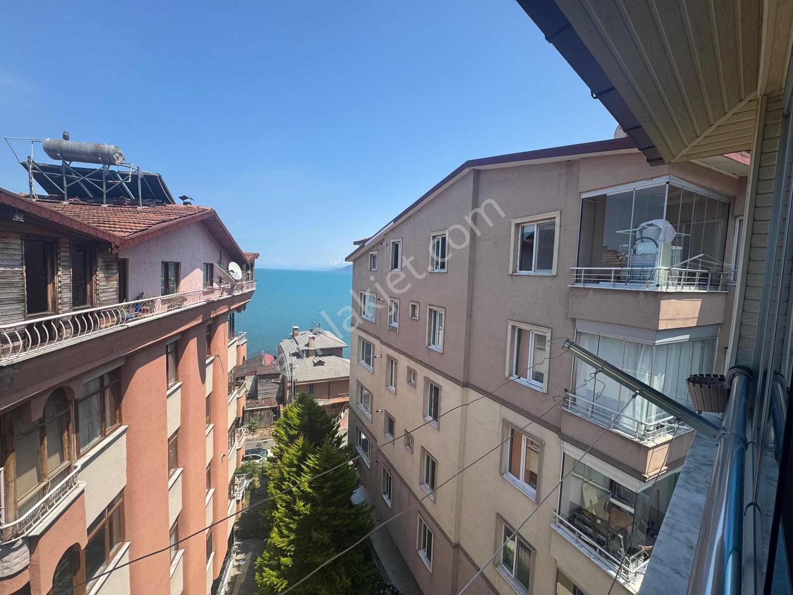 Güzelyalı Mah. Deniz Manzaralı Çatı Katı 90 M² 1+1 - Görsel 31