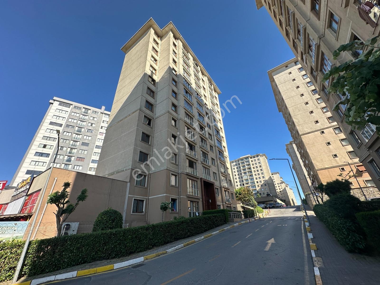 Turyap Tan Emlak Konutlarında Girişe Yakın 1+1 Kiralık Daire - Görsel 3