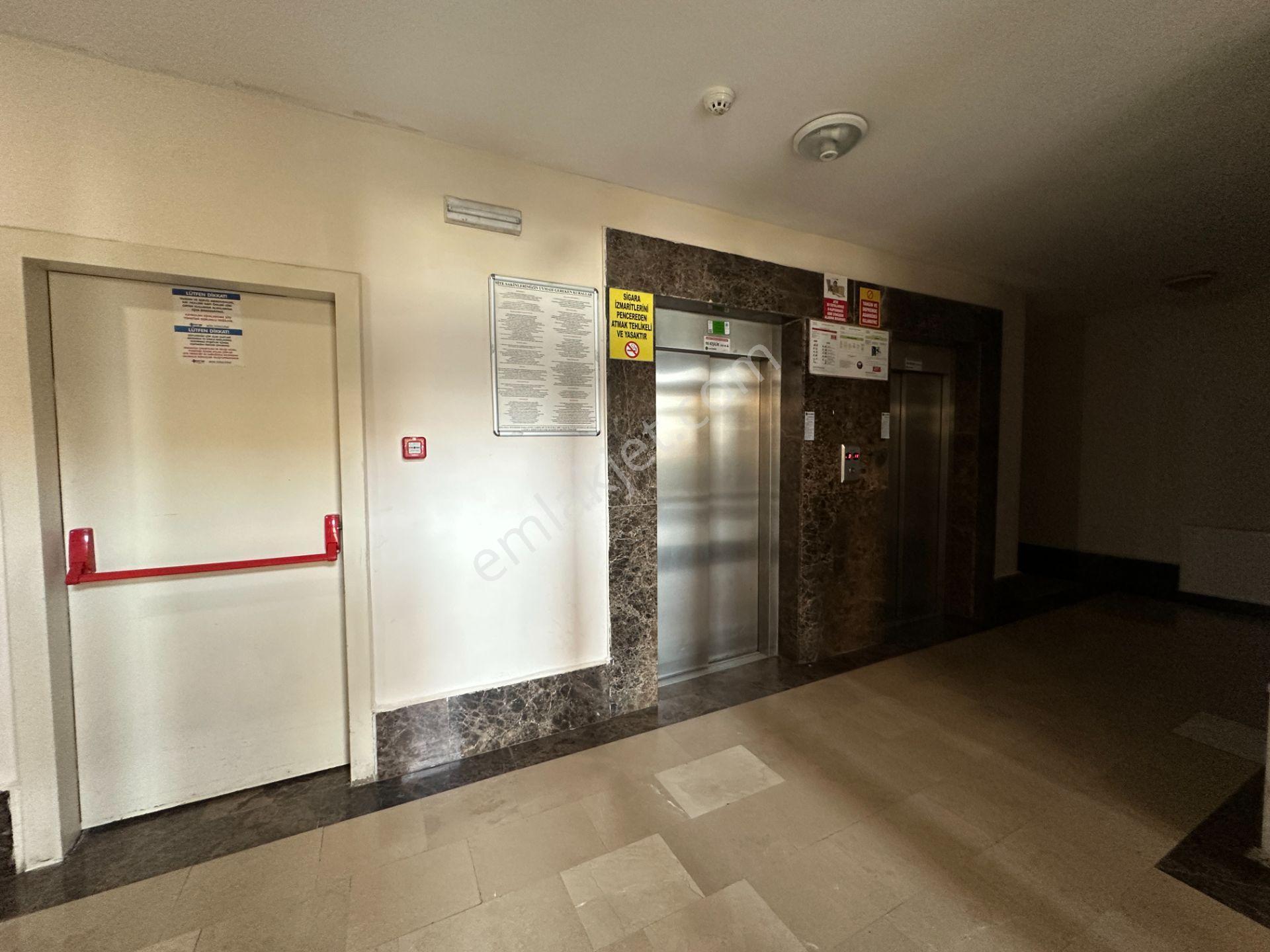 Turyap Tan Emlak Konutlarında Girişe Yakın 1+1 Kiralık Daire - Görsel 32