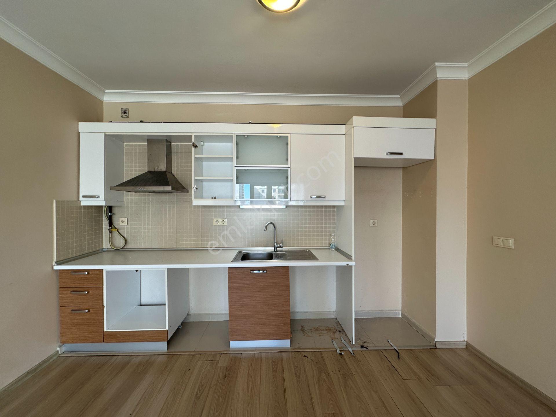 Turyap Tan Emlak Konutlarında Girişe Yakın 1+1 Kiralık Daire - Görsel 18