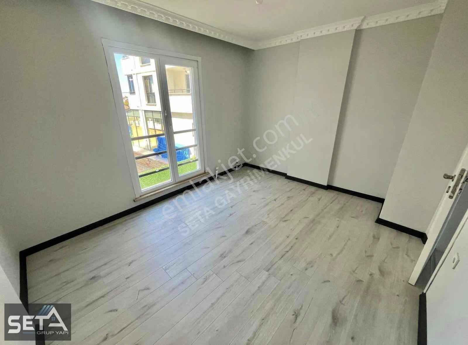 ▃▅▇seta Grup▇▅▃tam Merkezde Denize 100m Çardaklı Geniş Bahçe.