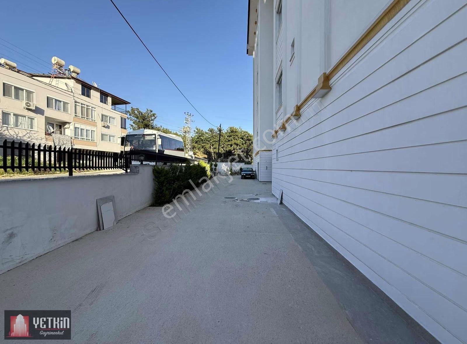 Yetkin'den Çıplaklıda 1+1 50m2 Kiralık Daire - Görsel 5