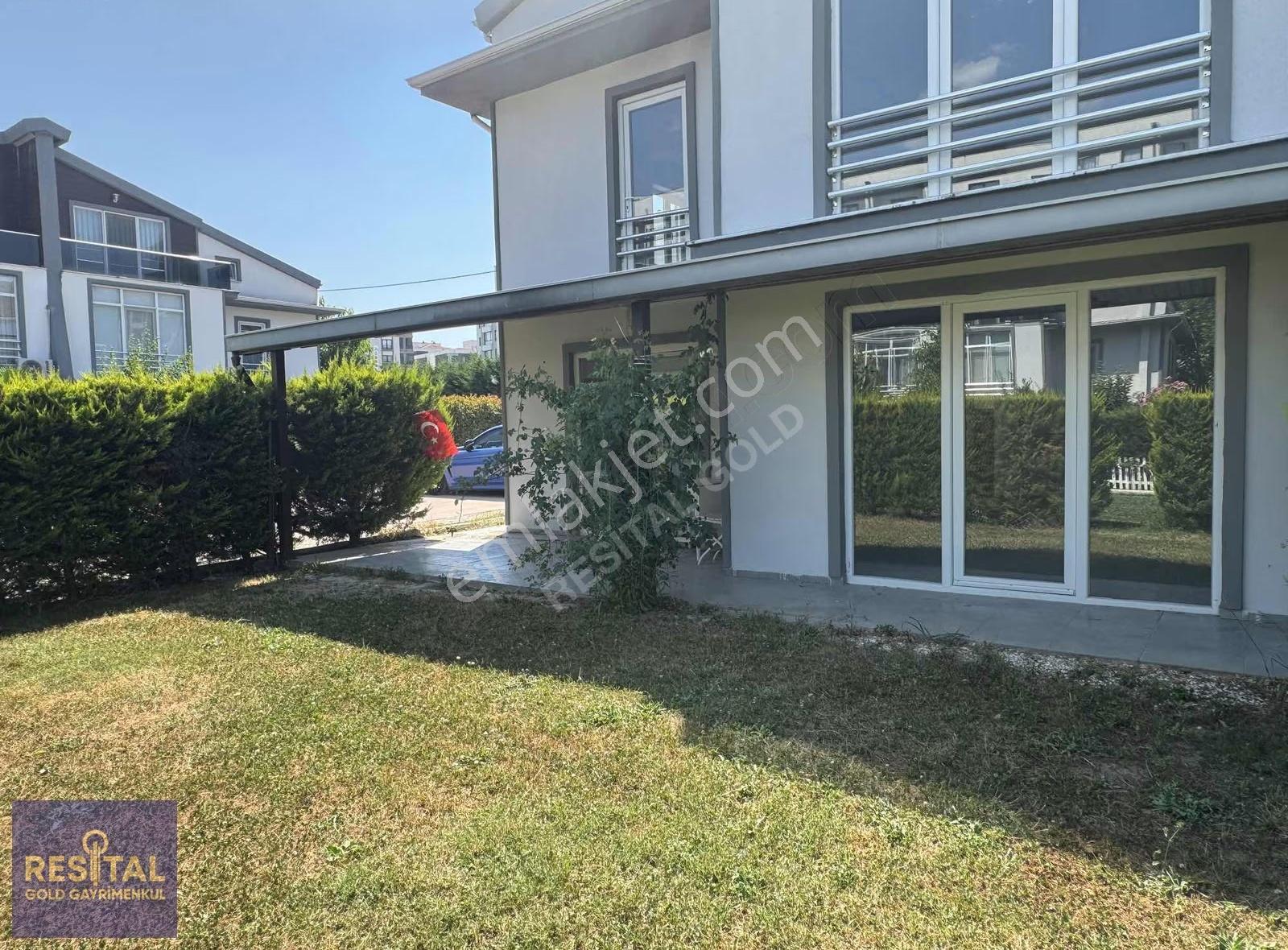 Çamlık Villaları Site İçinde Özel Bahçeli 5+1 Kiralık Villa - Görsel 33
