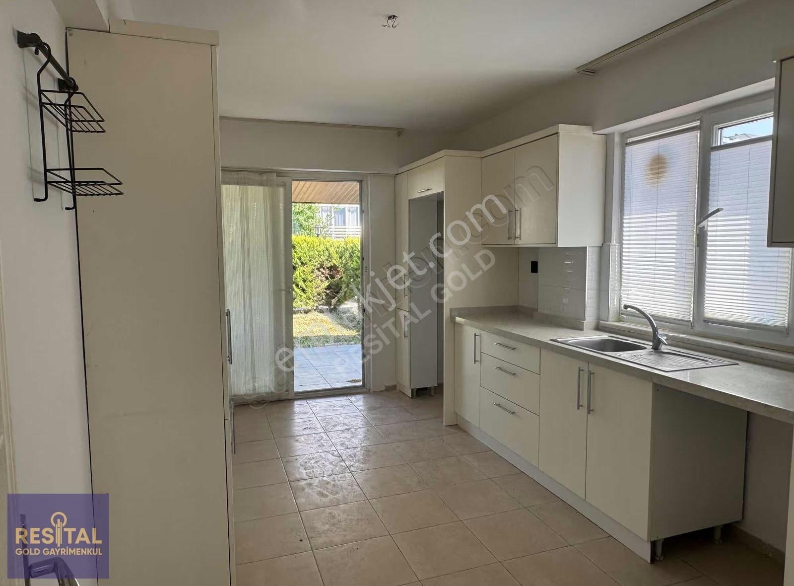Çamlık Villaları Site İçinde Özel Bahçeli 5+1 Kiralık Villa - Görsel 13