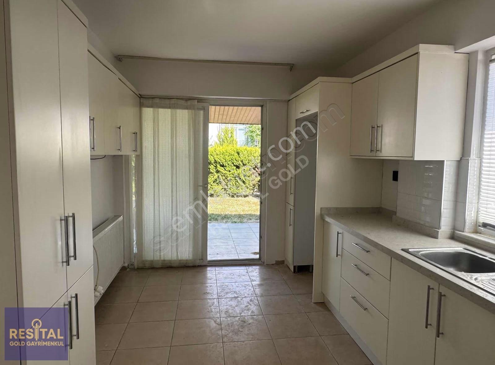 Çamlık Villaları Site İçinde Özel Bahçeli 5+1 Kiralık Villa - Görsel 3