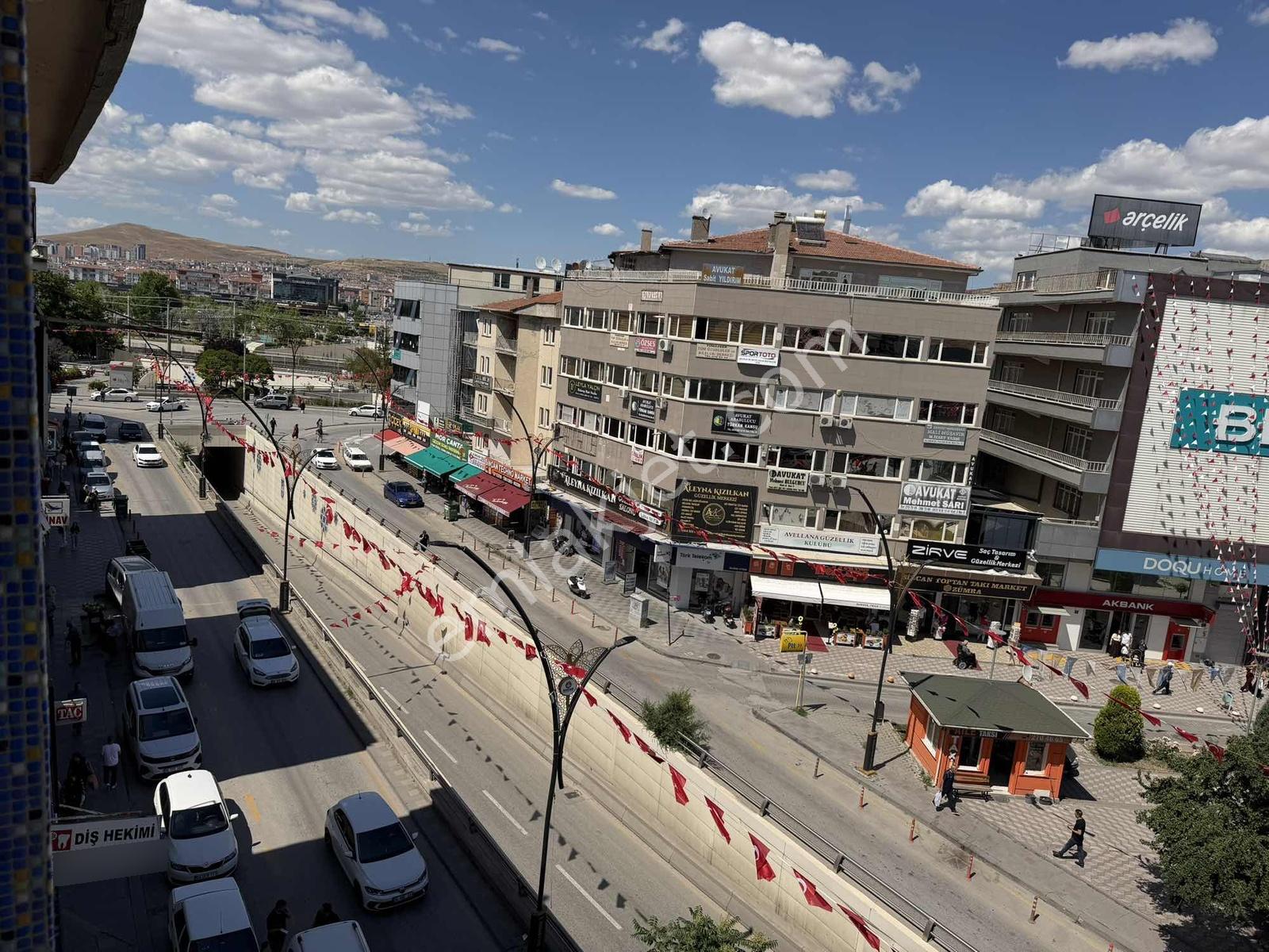 Sincan Merkez Ana Cadde Üzeri Koçak İş Merkezi Kiralık Ofis - Görsel 25