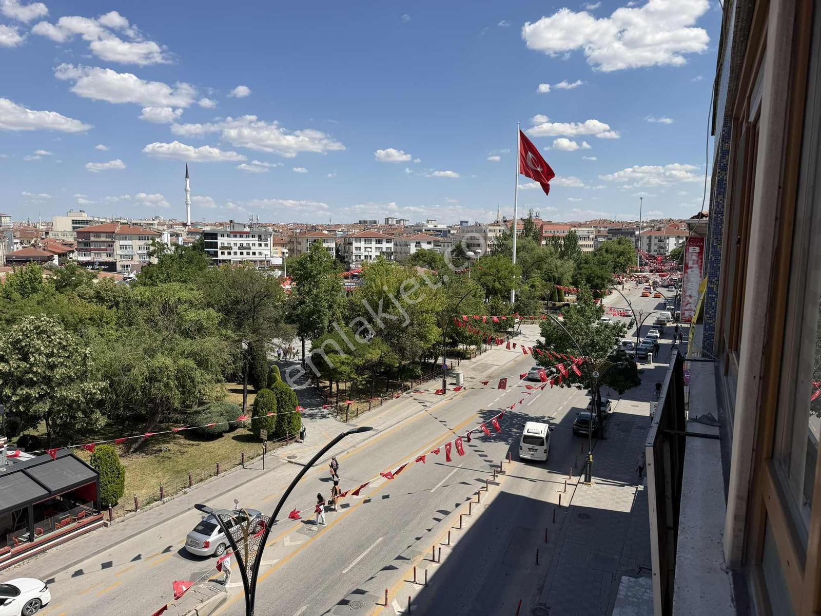 Sincan Merkez Ana Cadde Üzeri Koçak İş Merkezi Kiralık Ofis - Görsel 24