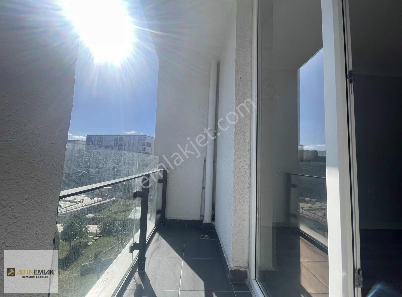 Kayaşehir Emlakkonut Başakşehir Evleri 1. Etap Satılık 3+1 Daire - Görsel 13