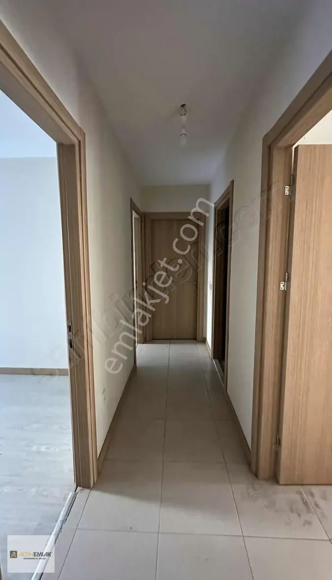 Kayaşehir 24. Bölge Çift Cephe 3+1 Kiralık Daire Boşş !! - Görsel 3
