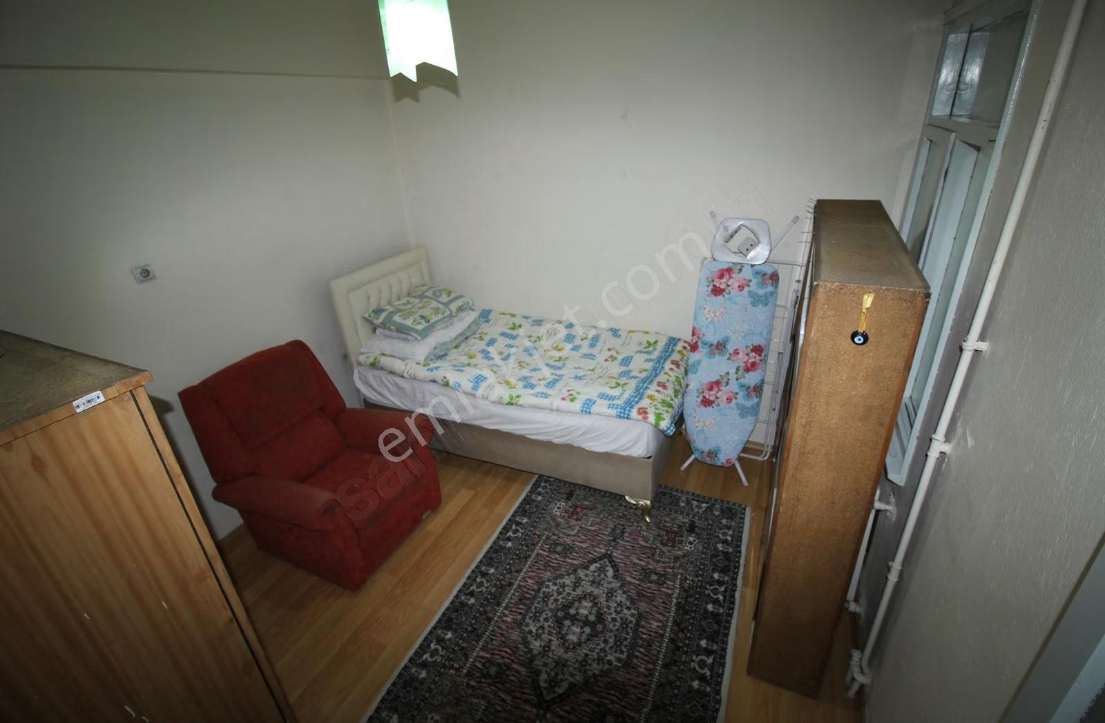 Safranbolu Atatürk Mah Akter Sitesinde Kiralık Eşyalı 3+1 Daire - Görsel 3