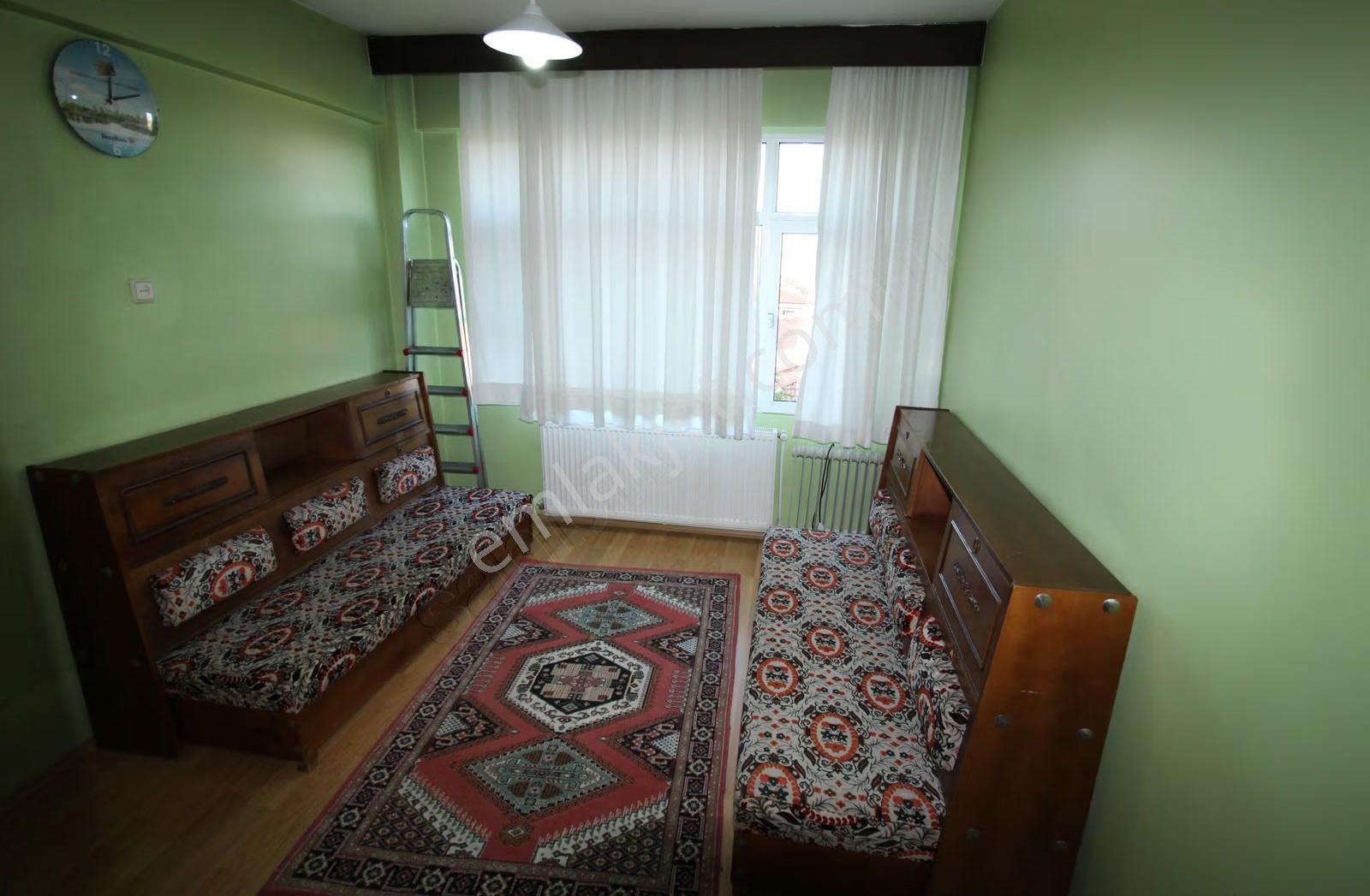 Safranbolu Atatürk Mah Akter Sitesinde Kiralık Eşyalı 3+1 Daire - Görsel 18
