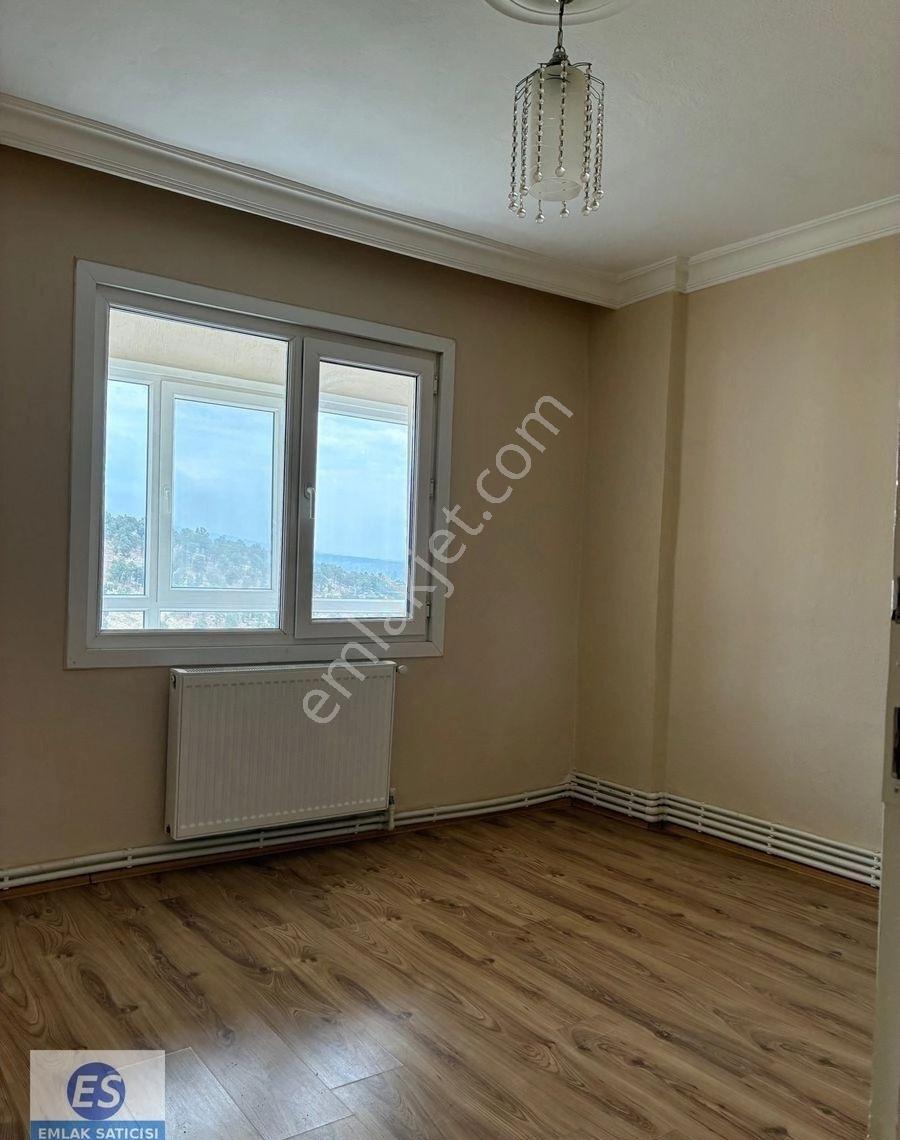 Çiğlide Kiralık Doğalgazlı Asansörlü Ferah 2+1 - Görsel 16