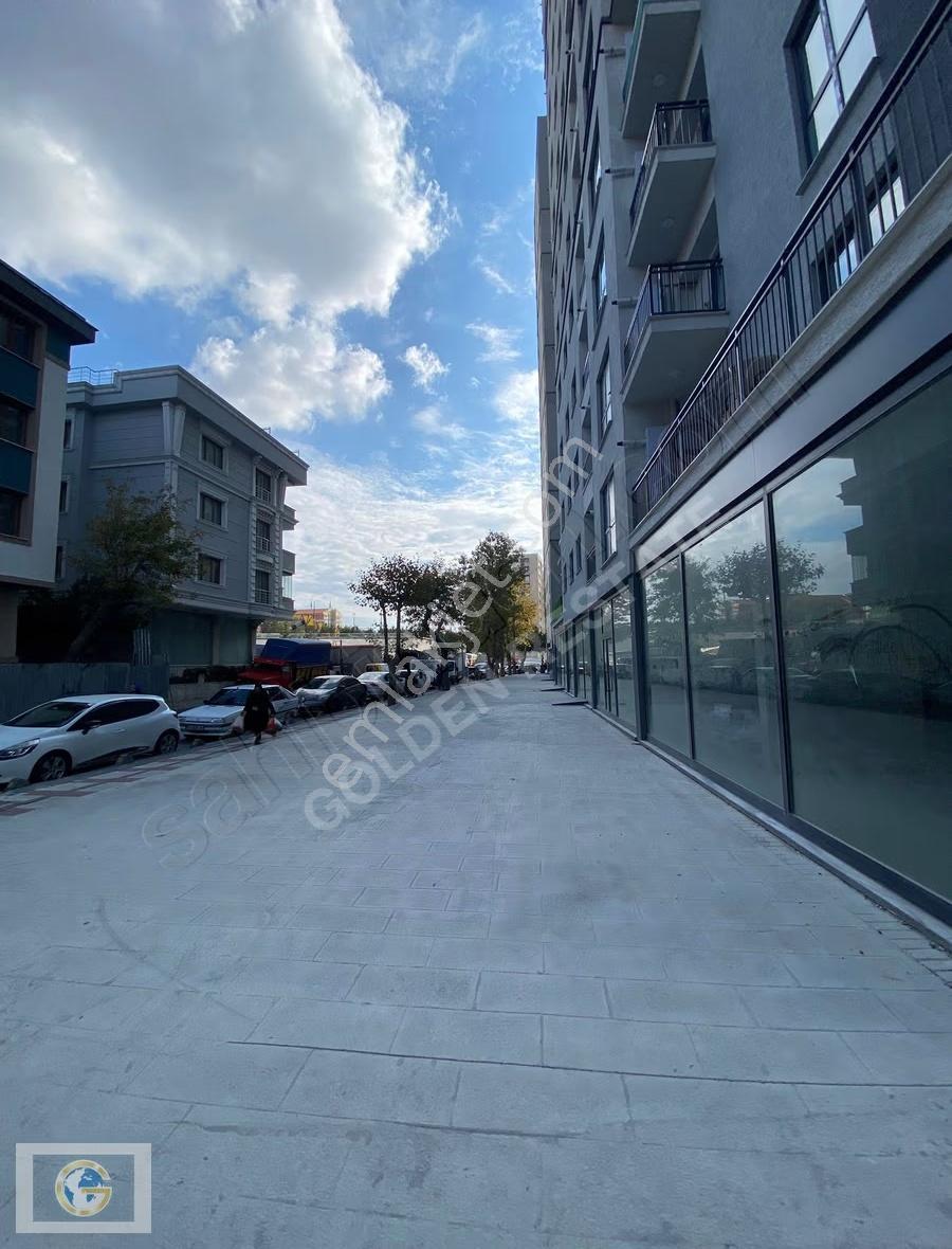 Bağcılar'ın Kalbinde 666 M² Geniş Mağaza Extra Büyük Depo