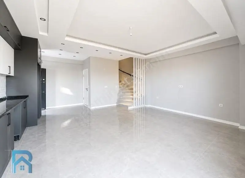 Havuzlu Ve Müstakil Bahçeli Sıfır Yerden Isıtma Teraslı Villa - Görsel 4