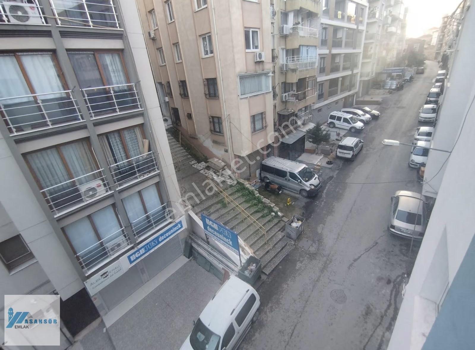 Asansör Emlak'tan Satılık Ara Kat Kupon İçi Full Yapılı Daire! - Görsel 14