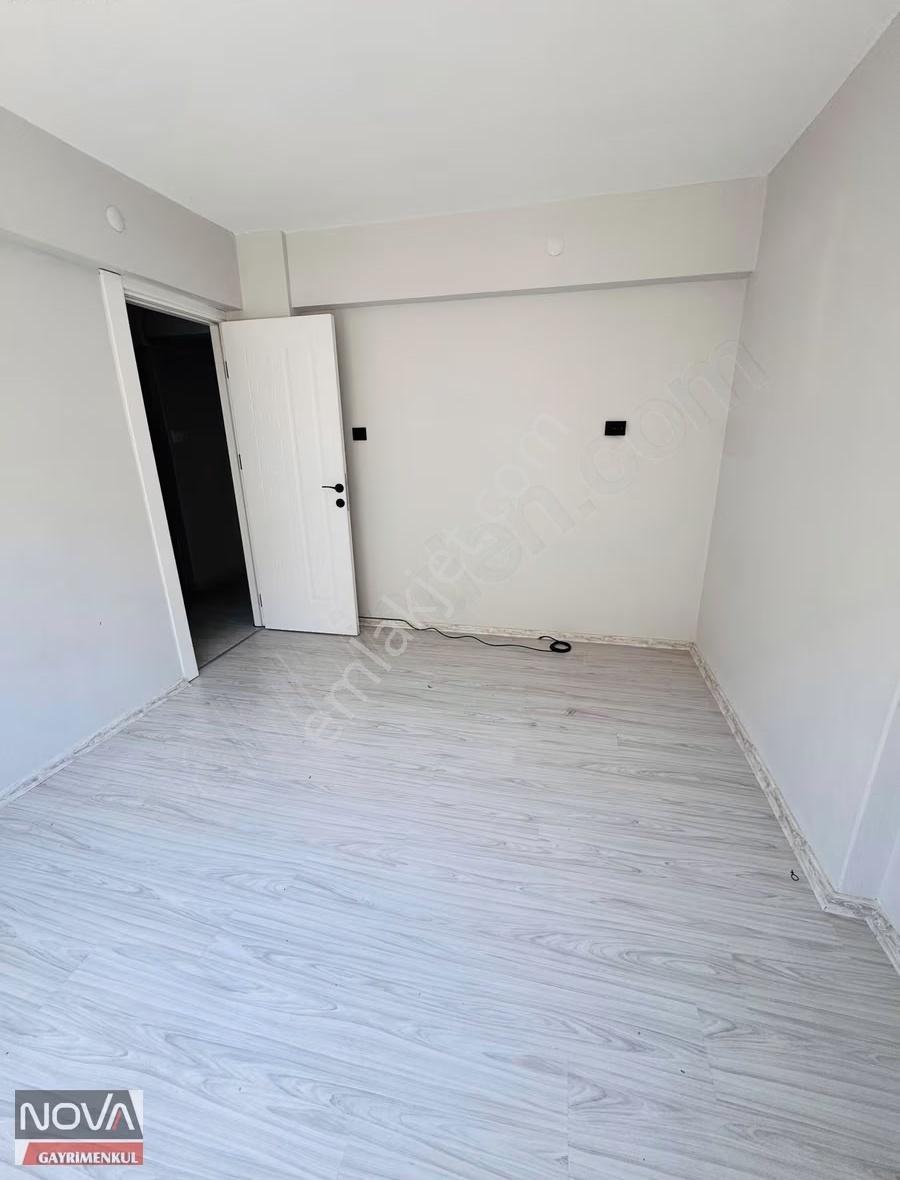 Manisa Ulupark Ve Sultan Park Civarı 3+1 135m2 Satılık Arakat - Görsel 5