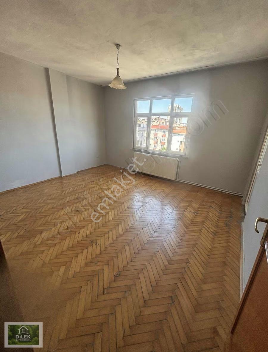 Maslak Çeşme Cad Üzerinde Kiralık Daire - Görsel 10