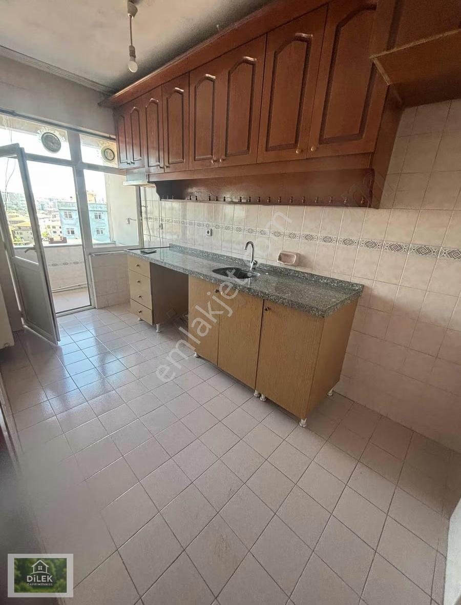 Maslak Çeşme Cad Üzerinde Kiralık Daire - Görsel 31
