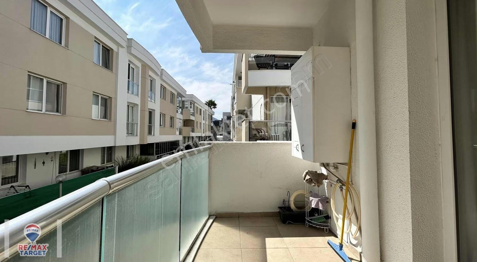 Gaziemir Eşyalı Ara Kat Kiralık Daire - Görsel 31